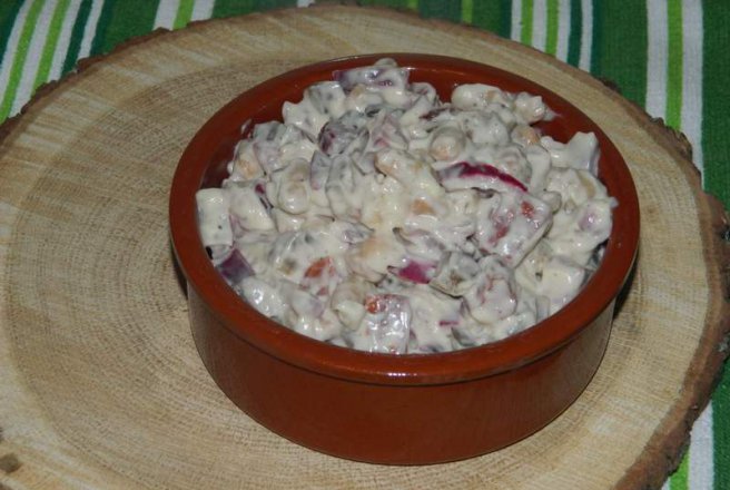 Salata de fasole boabe cu maioneza