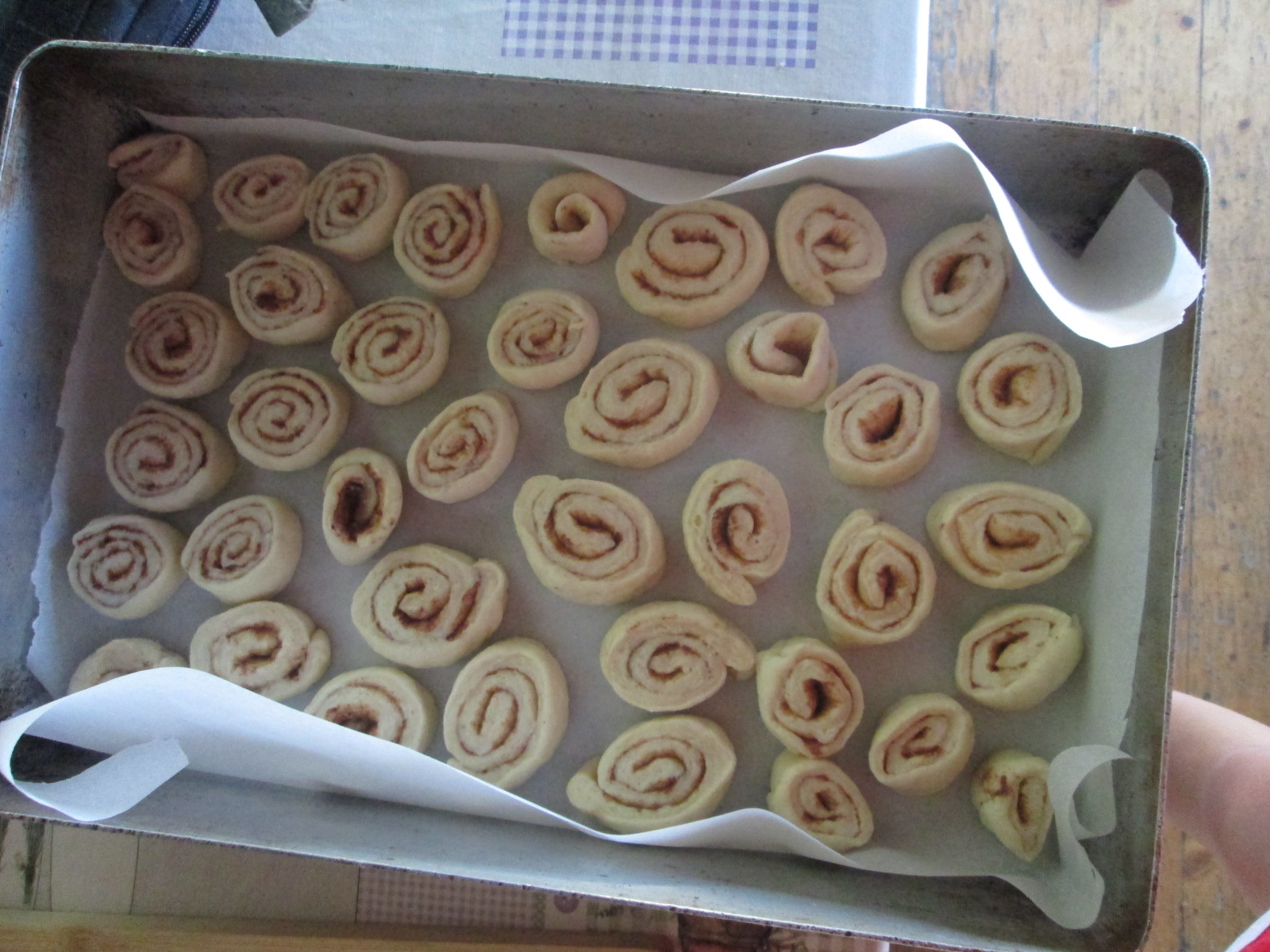 Melcisori cu scortisoara (Cinnamon rolls)