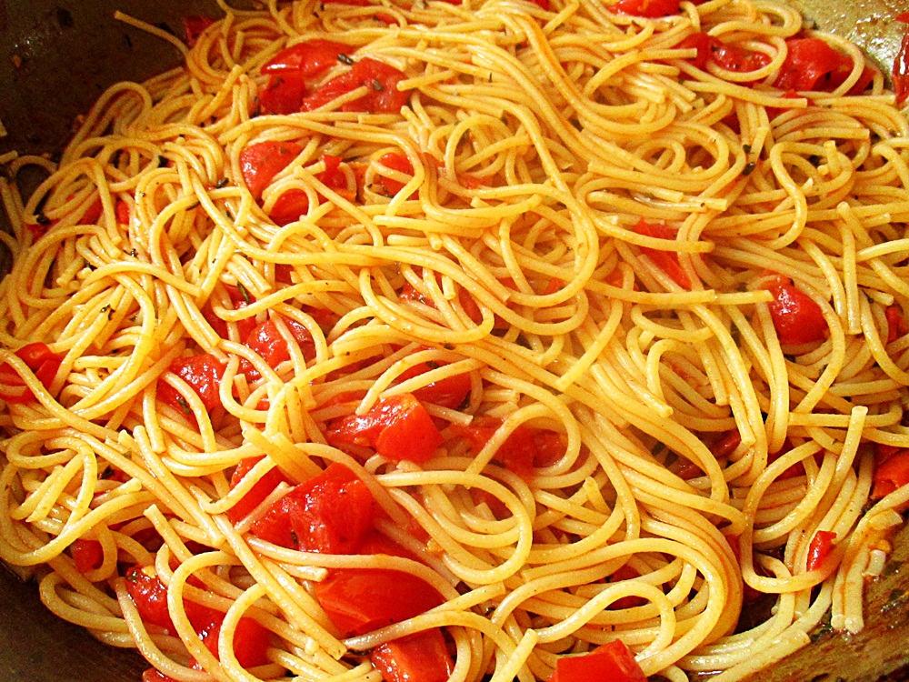 Spaghetti alla checca sul rogo
