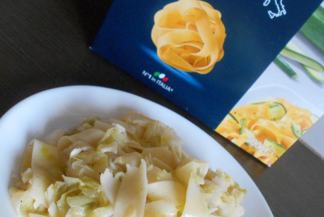 Fettuccine cu varza calita