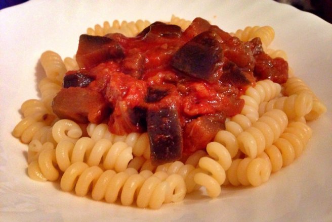 Fusilli con melanzane(cu vinete)