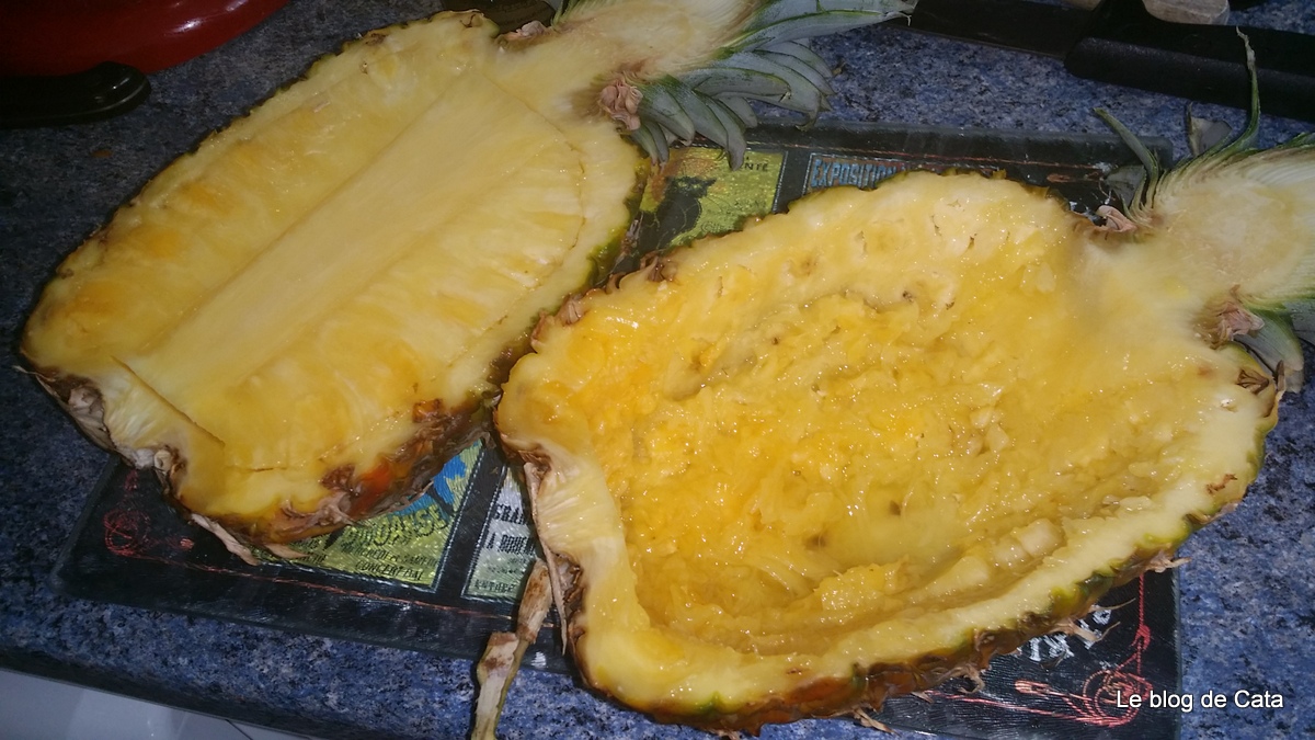 Pui cu orez in ananas - Khao phad sapparod