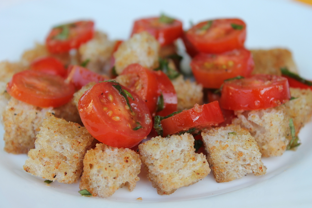 Salata de rosii si menta