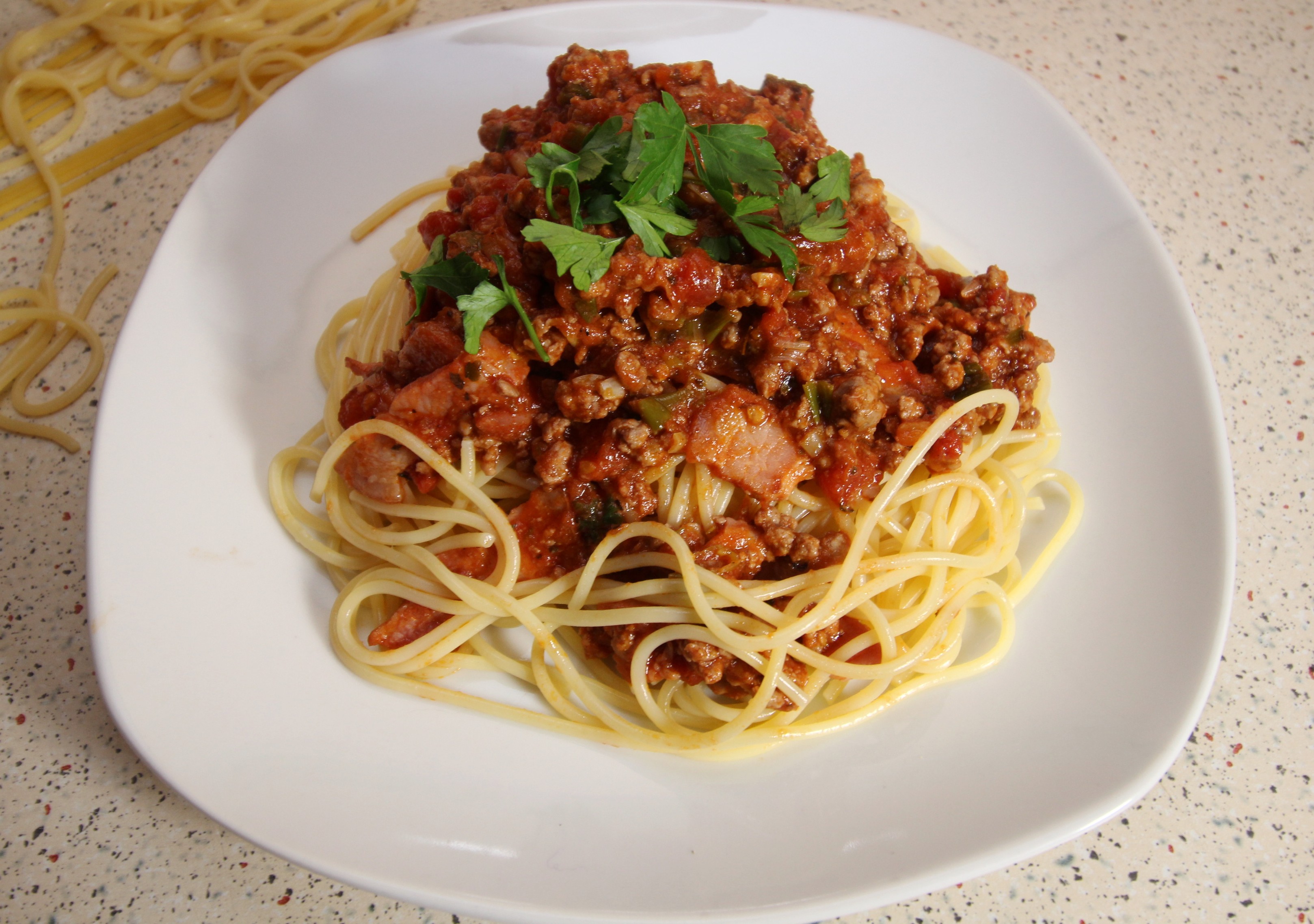 Spaghete bolognese