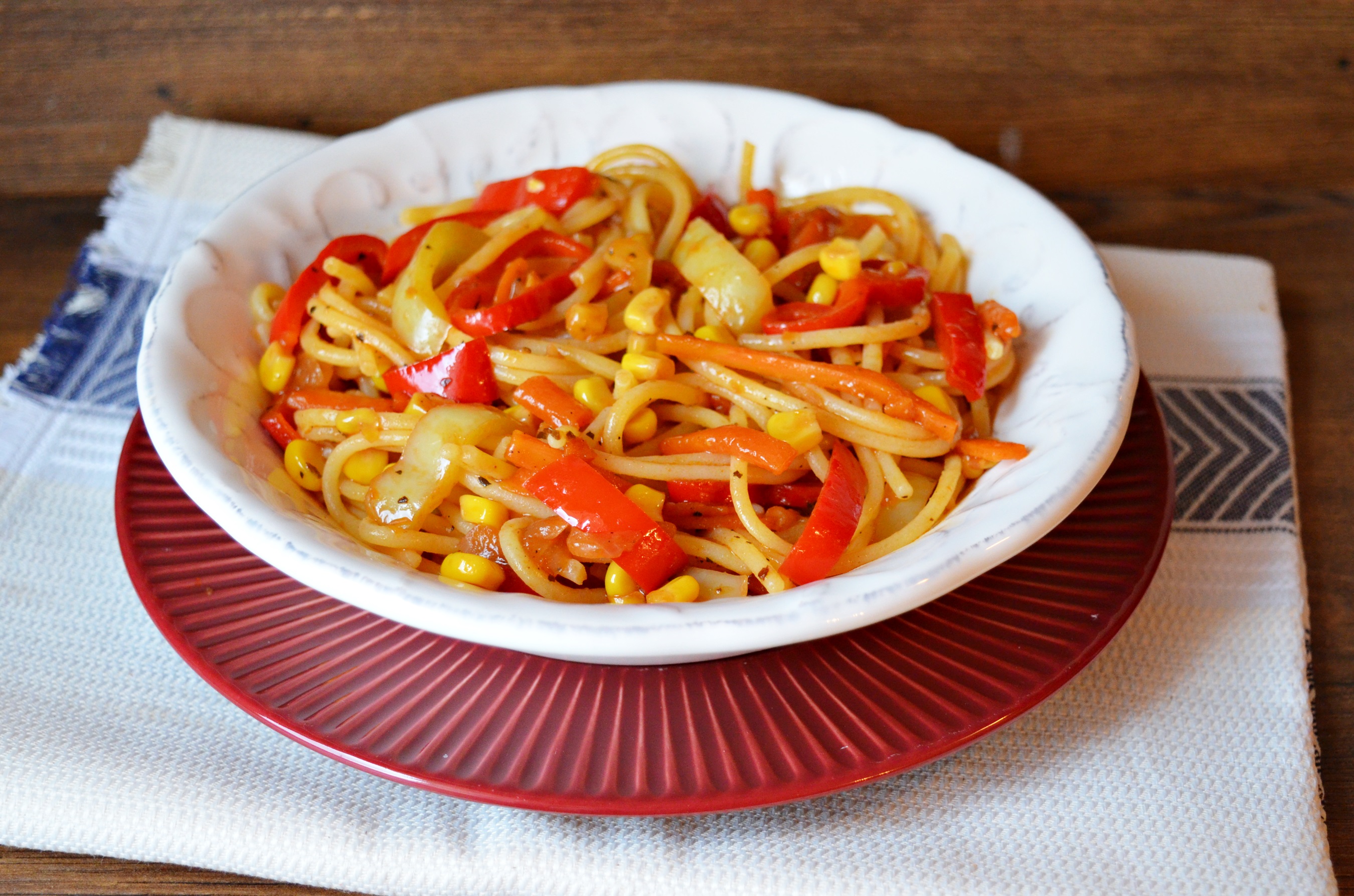 Spaghetti fara gluten cu legume