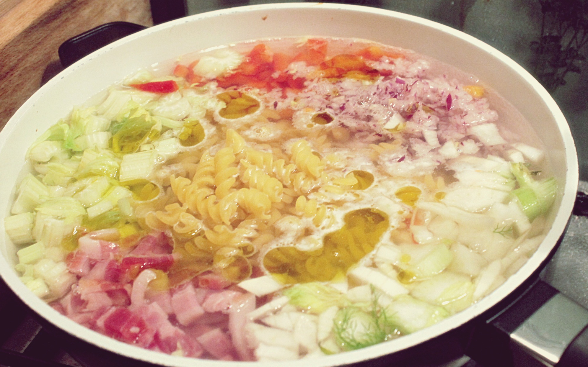 Spirale cu bacon si legume – one pot pasta