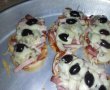 Pizza pe felii de paine-4