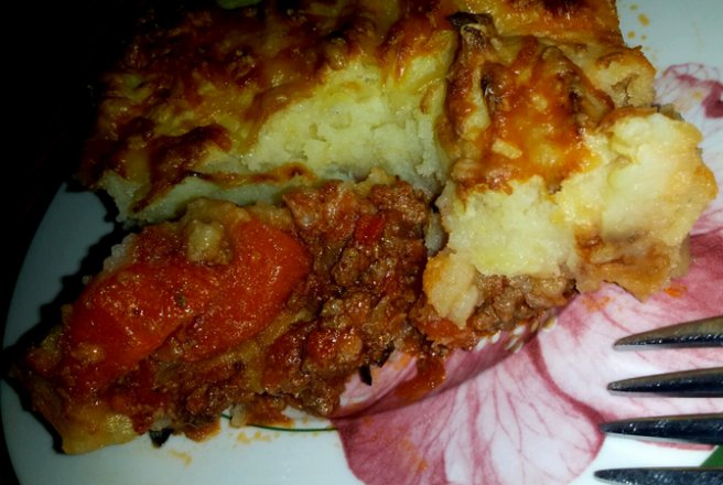 Gratin de cartofi cu carne