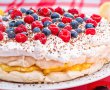 Pavlova cu crema de whiskey Baileys-1