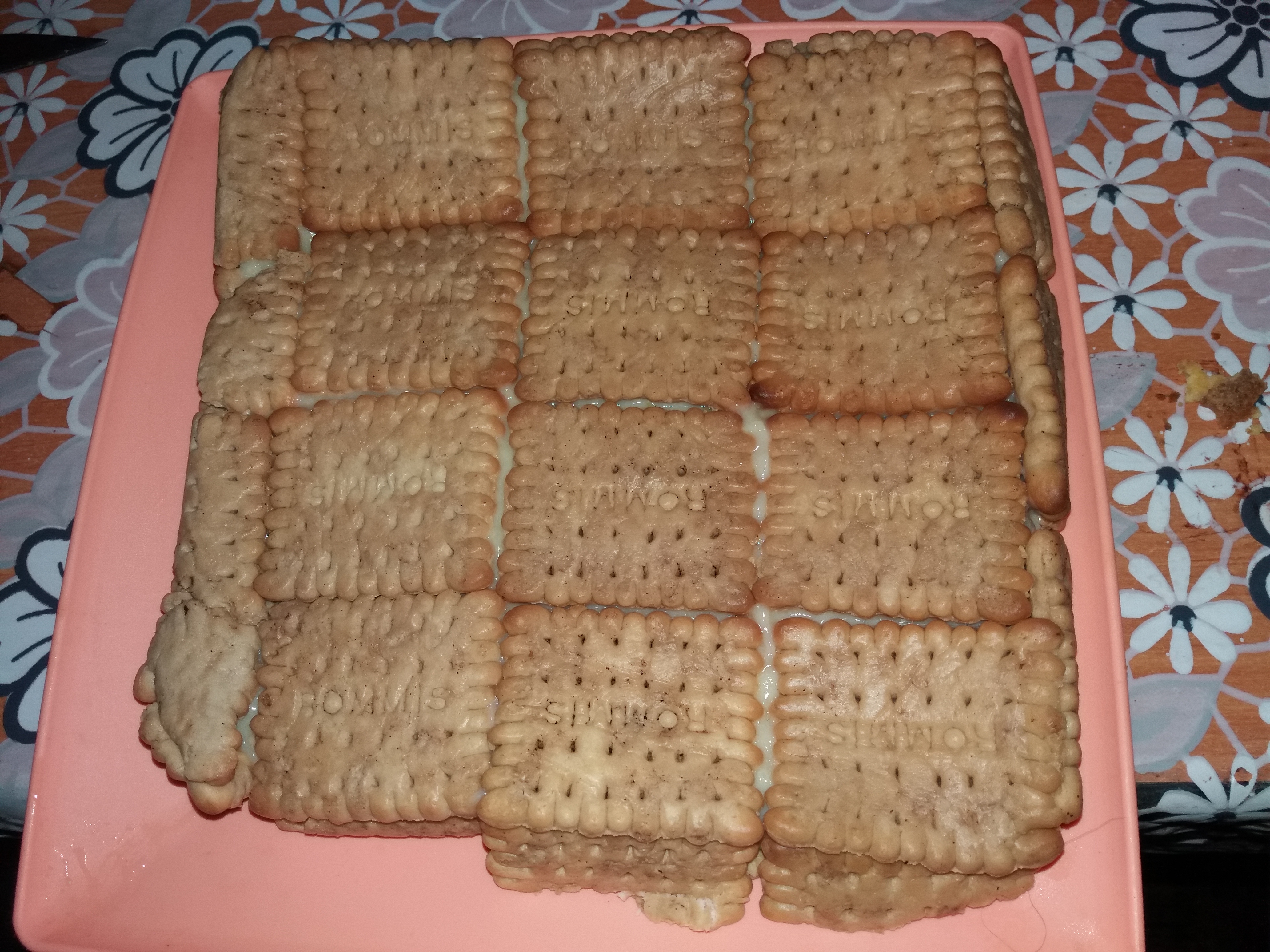 Tort de biscuiti