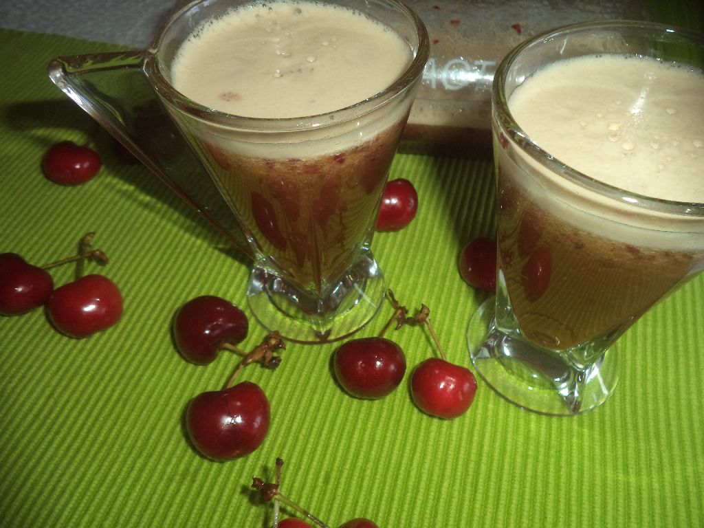 Smoothie din cirese