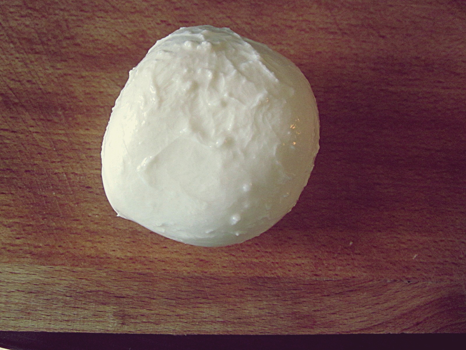 Piept de pui cu mozzarella, rosii si ierburi aromatice