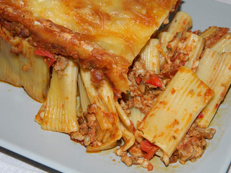 Rigatoni cu carne