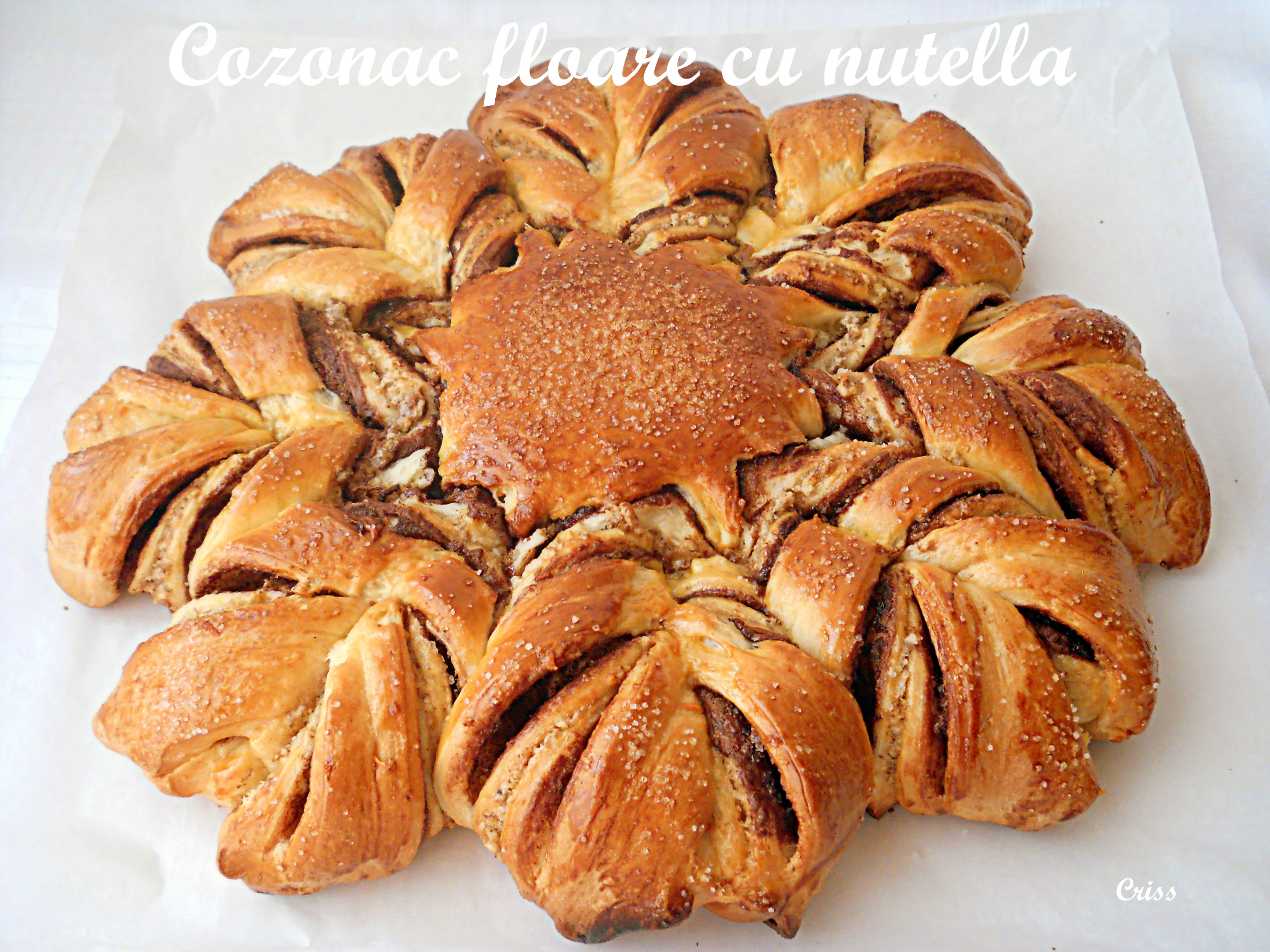 Cozonac floare cu nutella