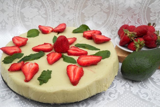 Cheesecake cu avocado