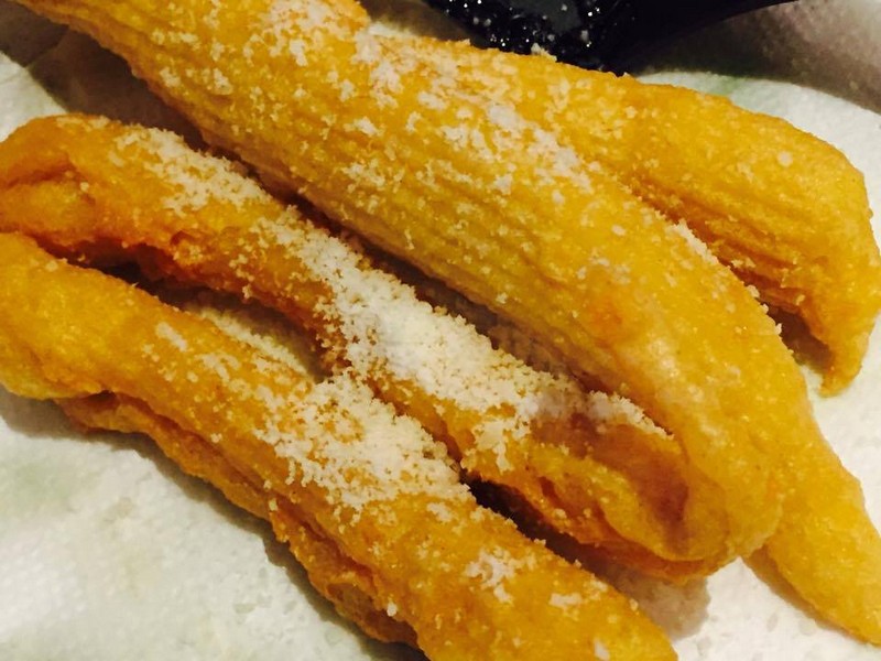 Churros cu parmezan