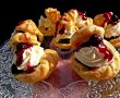 Desert choux cu crema de mascarpone si visine in jeleu-0