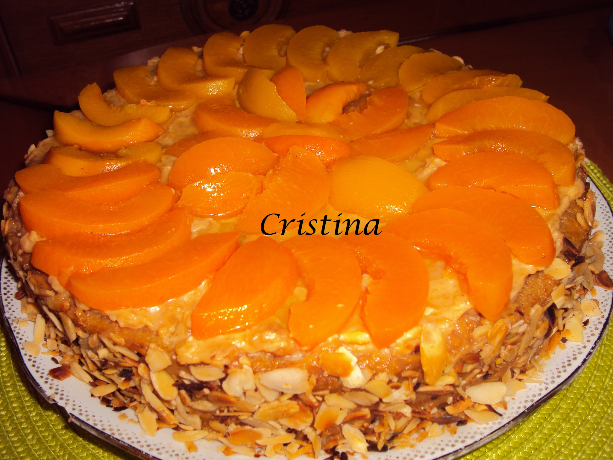 Desert tort cu crema de caramel