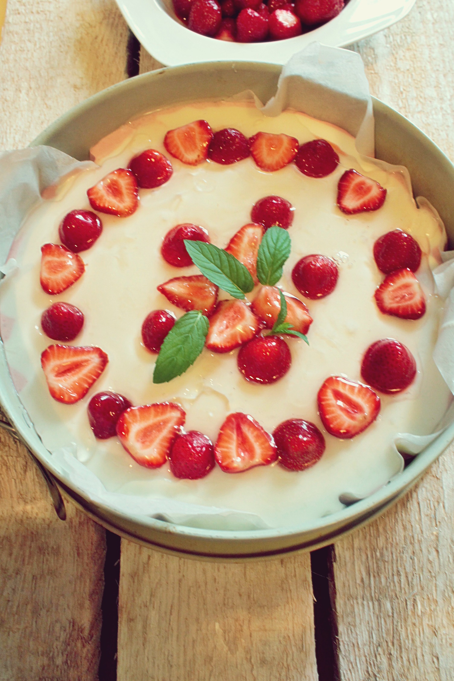 Desert cheesecake cu capsuni