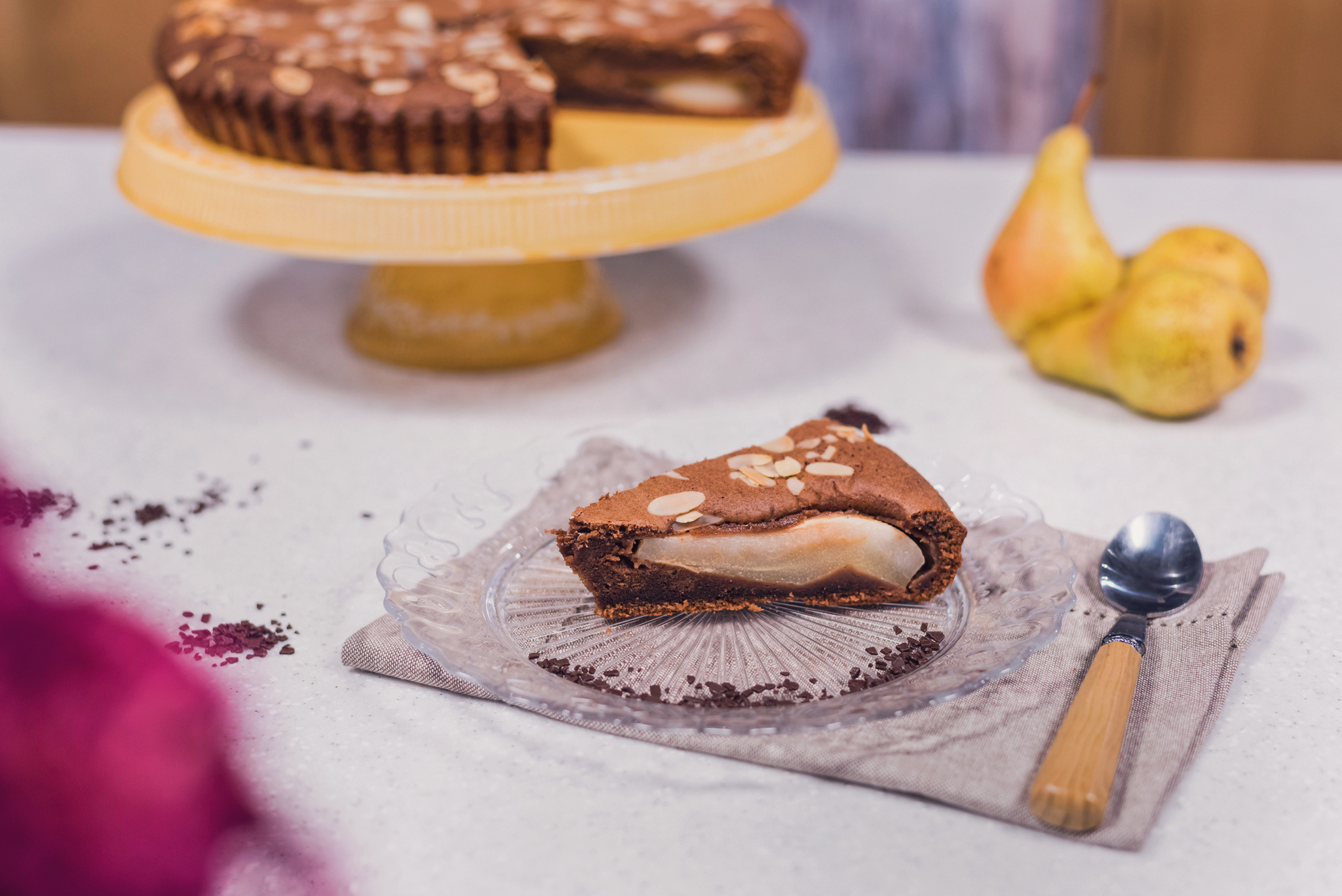 Desert tarta cu ciocolata si pere