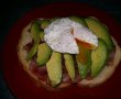 Sandvis cu bacon, avocado si ou posat-7