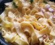 Tagliatelle proaspete cu sos cremos de mozzarella-6