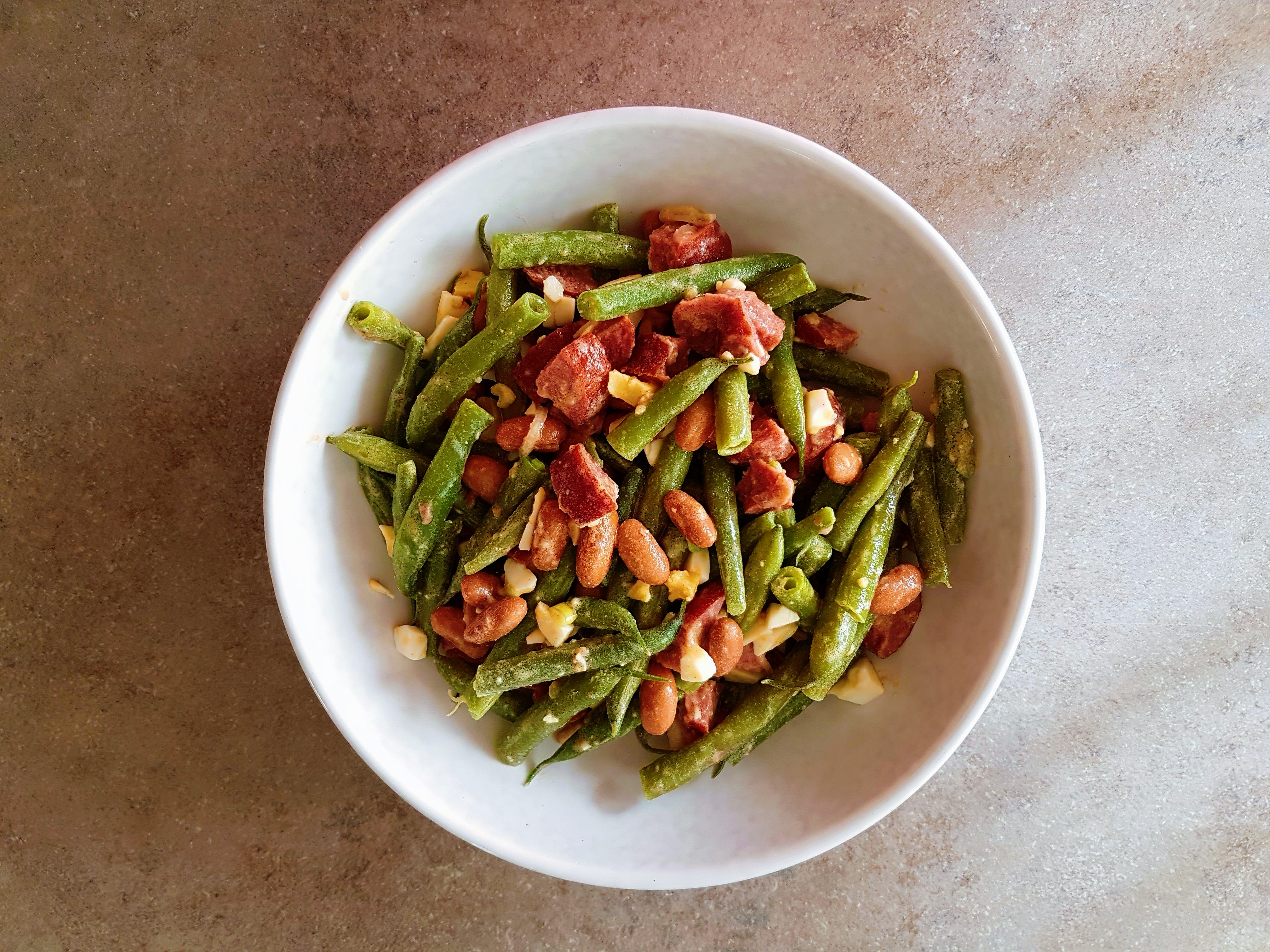 Salata de fasole in stil polonez