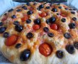 Foccacia cu masline si rosii-9