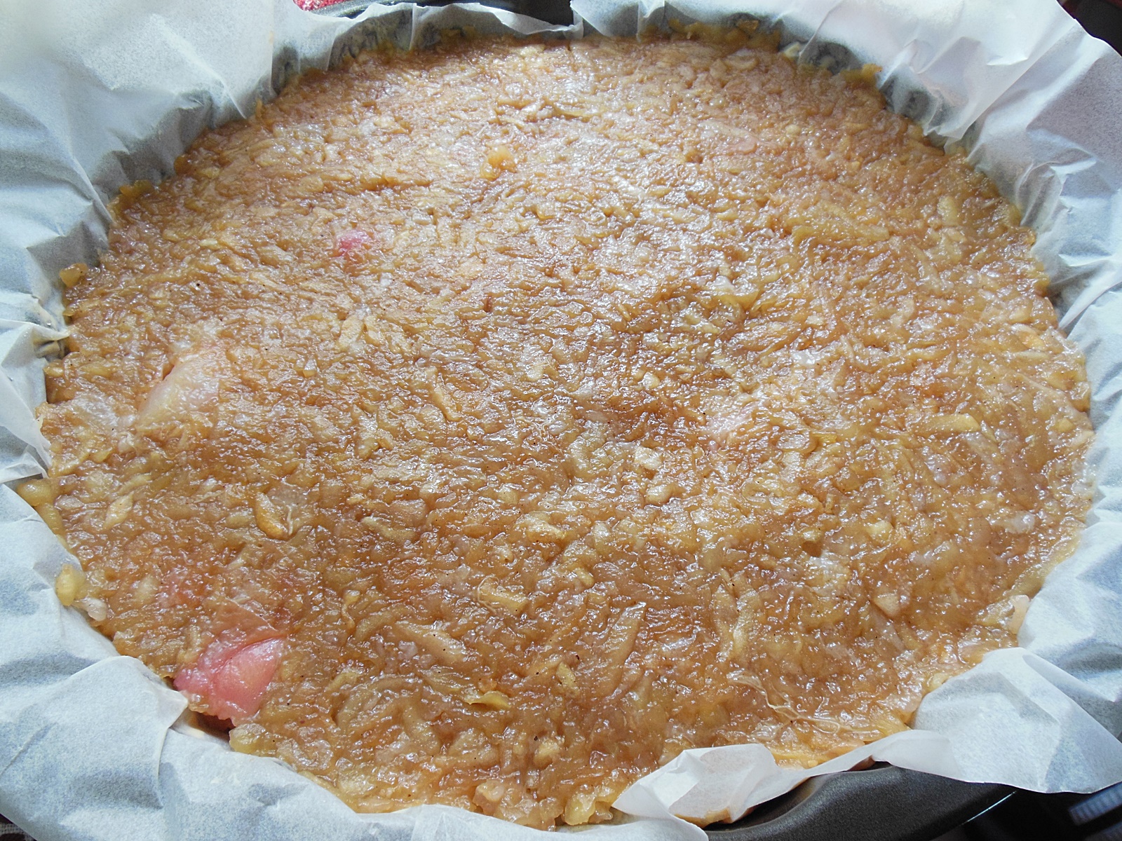 Desert tarta cu mere, pandispan si mascarpone