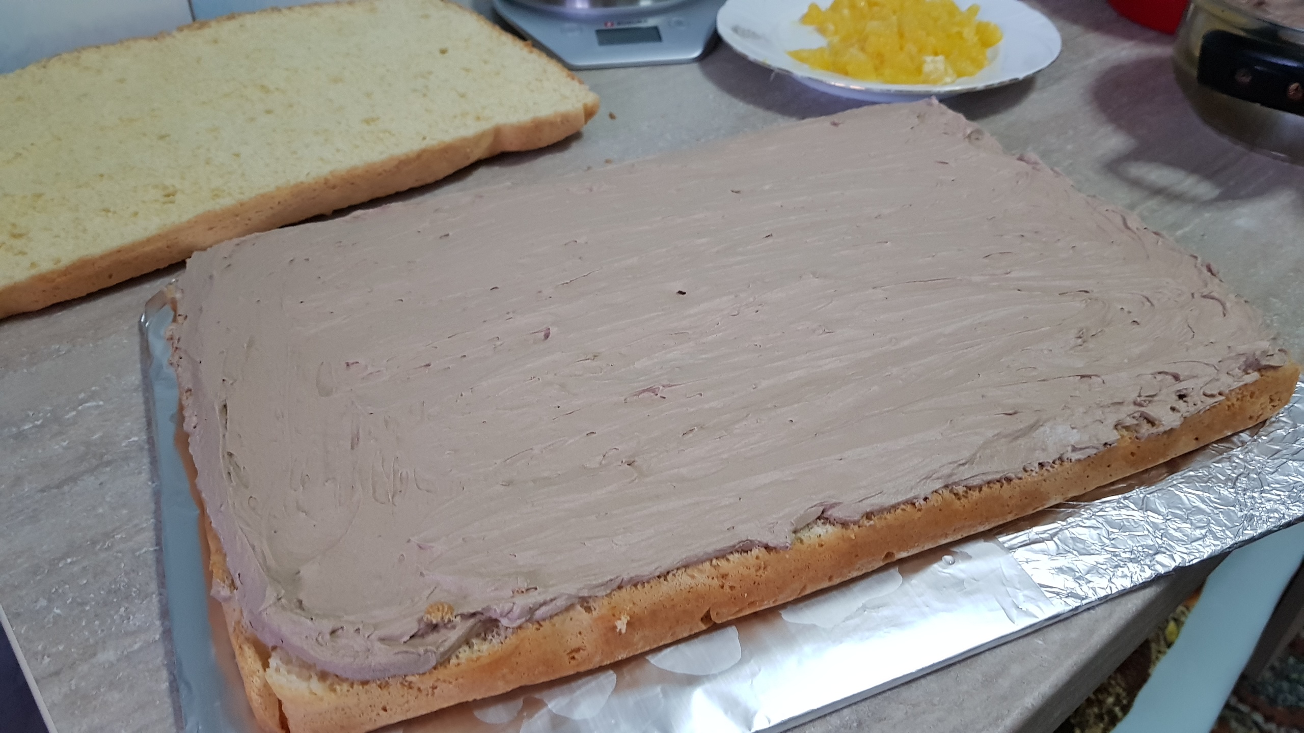 Desert tort cu crema de ciocolata si portocale