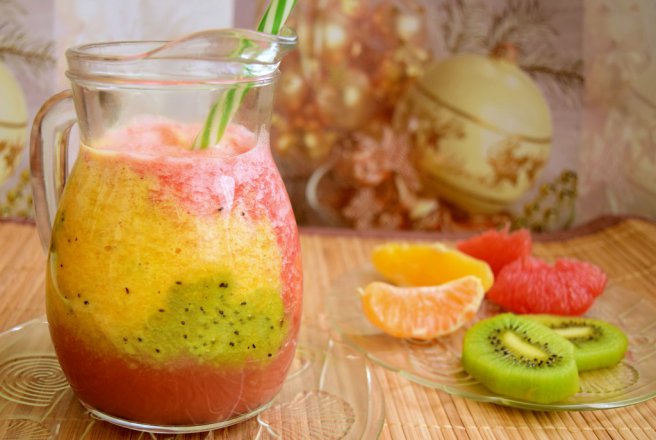 Smoothie de citrice si kiwi