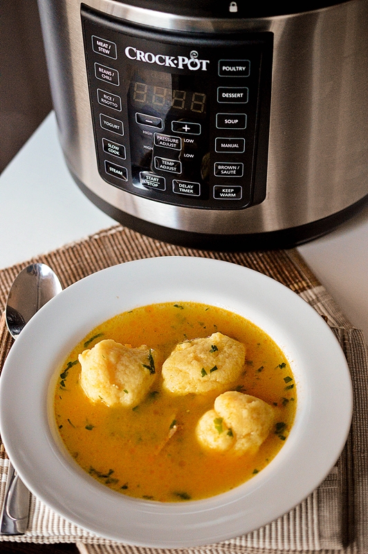 Supa de curcan cu galuste la Multicooker Crock-Pot Express cu gatire sub presiune