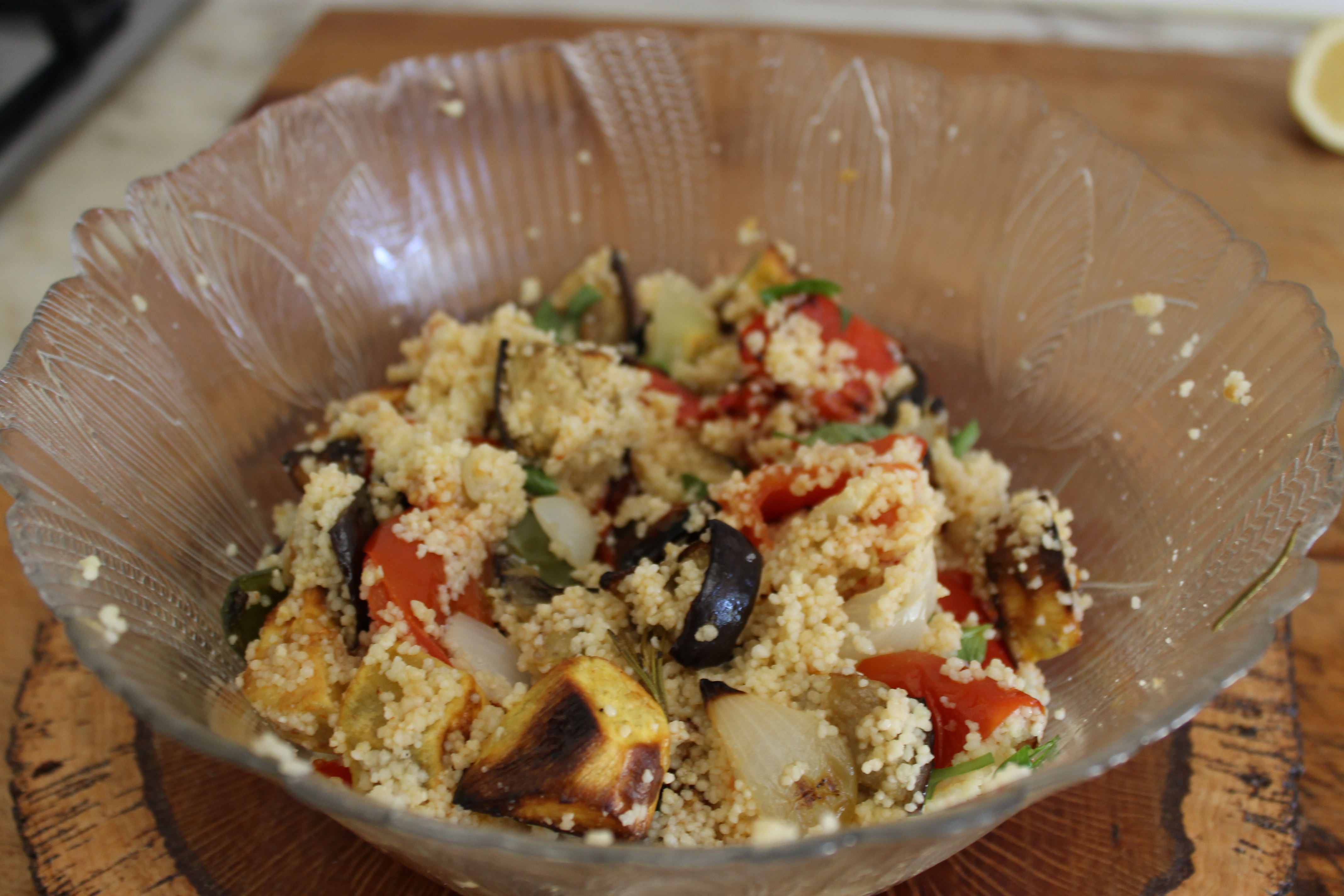 Salata de legume la cuptor cu cous-cous