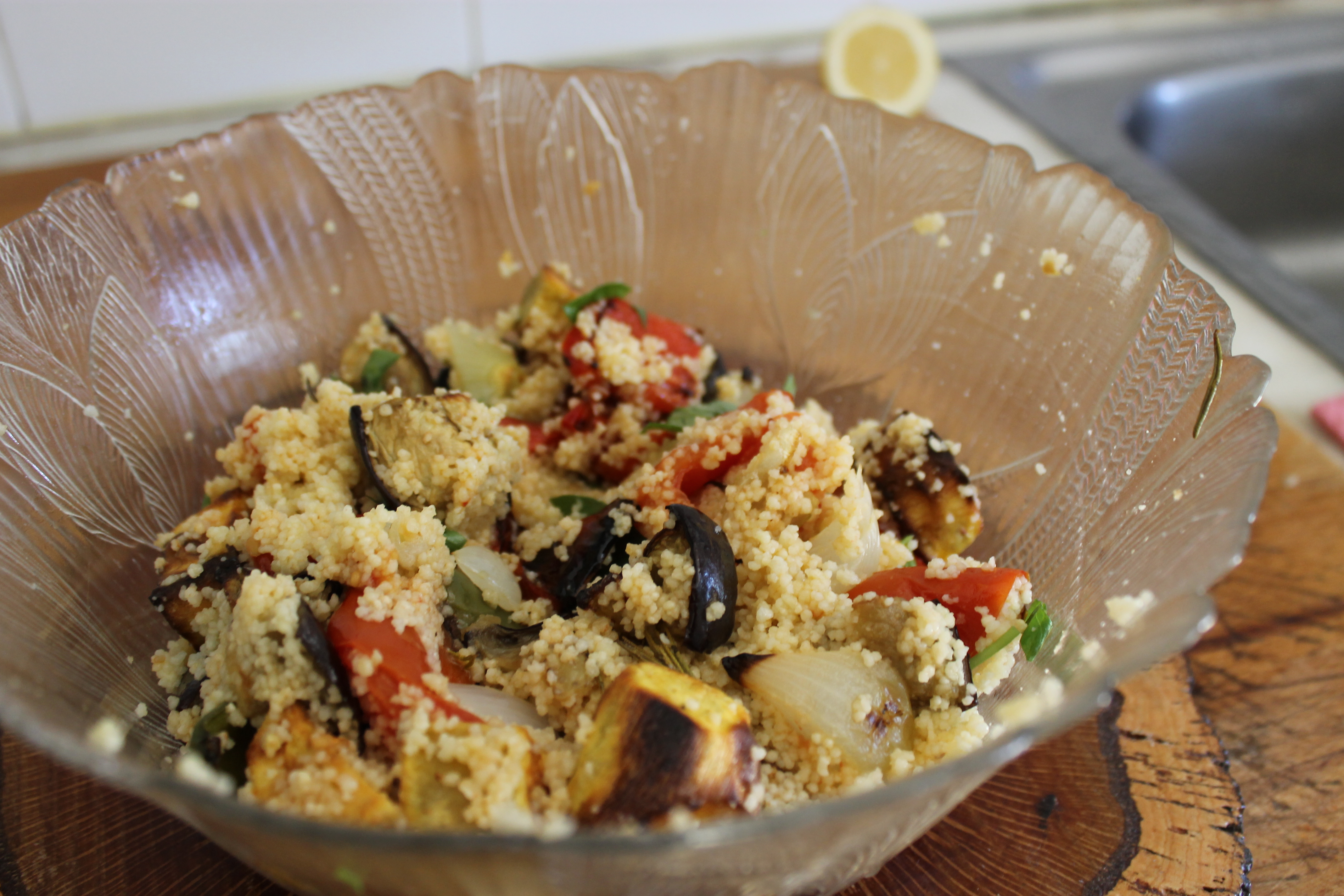 Salata de legume la cuptor cu cous-cous