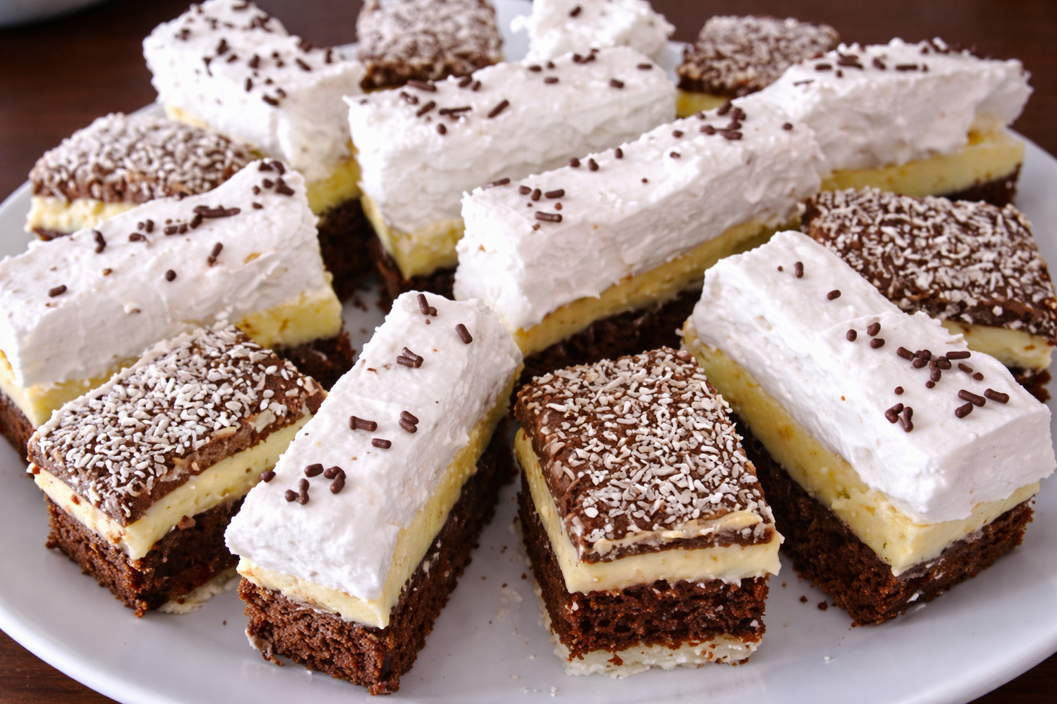 Desert prajitura zi si noapte