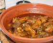 Tajine de pui cu prune si caise uscate-15