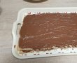 Desert foi de bezea cu crema de ciocolata si alune de padure-5