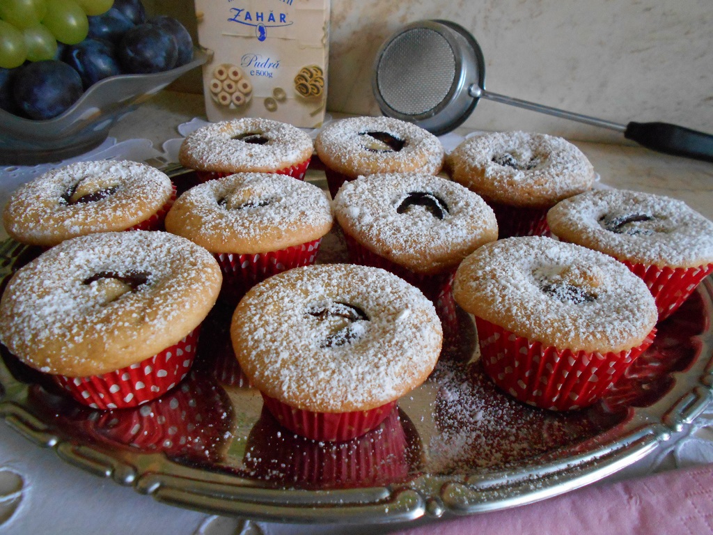 Desert muffins cu prune