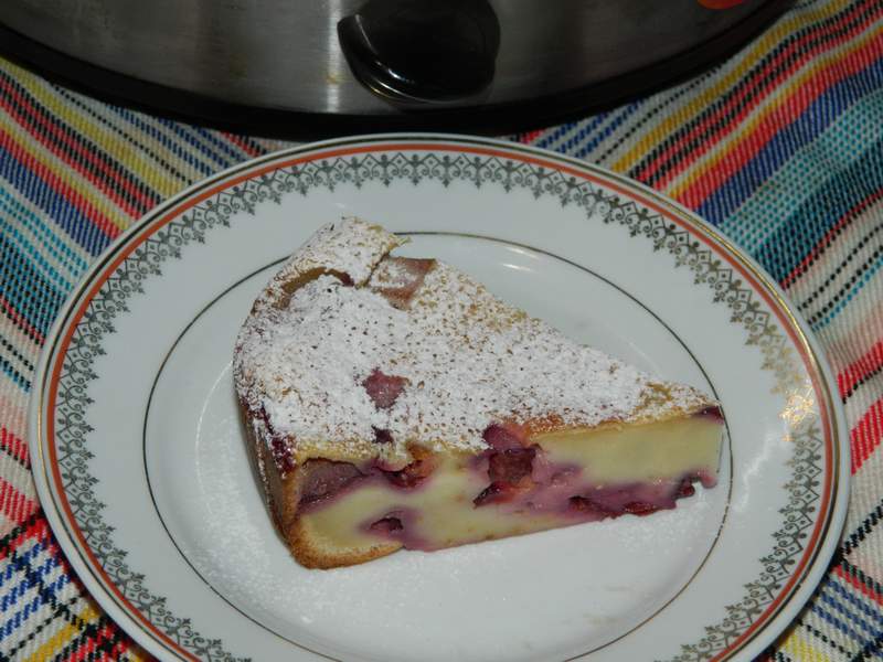 Clafoutis cu prune la slow cooker Crock-Pot