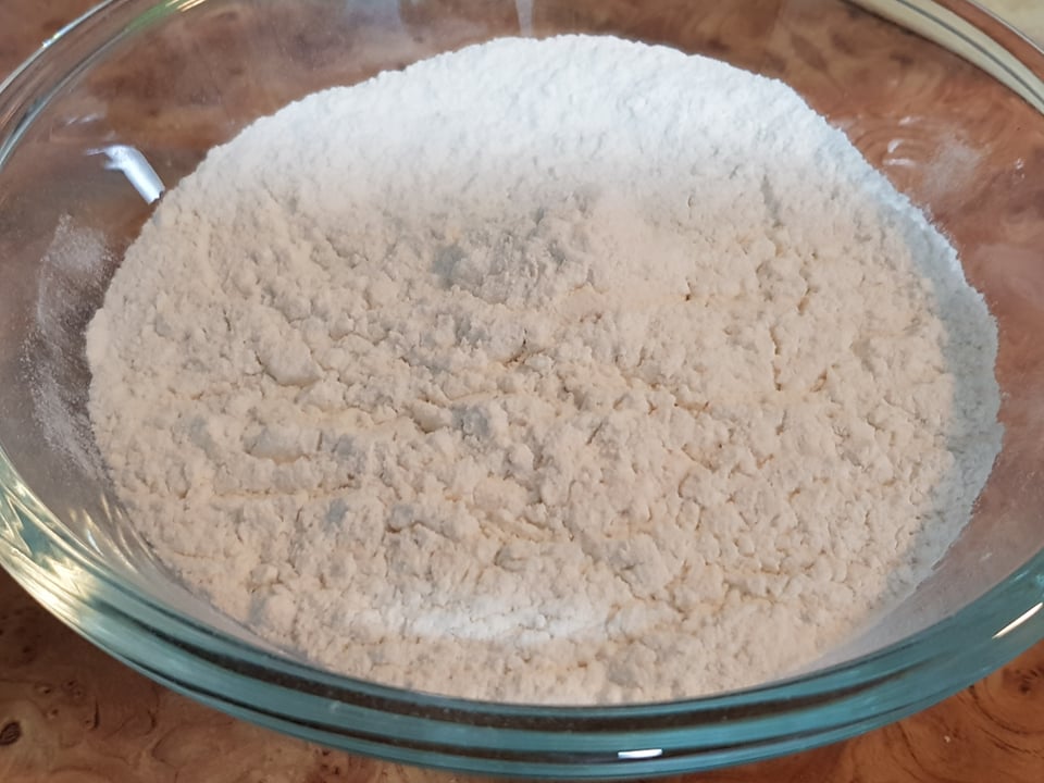 Desert fursecuri crapate cu nuca - reteta 350 si 9 ani de bucataras