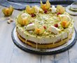 Desert tort cu macha, mousse de mango si crema de ciocolata alba cu pere-0