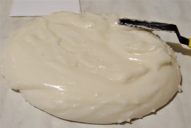 Fondant cu sirop de glucoza