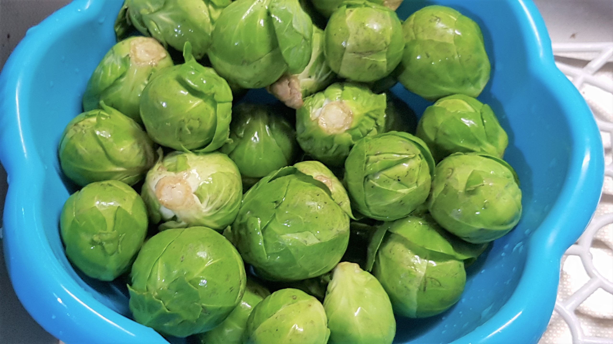 Ciorba de cocos cu varza de Bruxelles