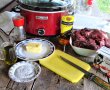 Friptura de vita cu sos tomat la slow cooker Crock-Pot-0