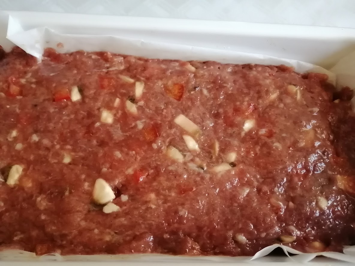 Aperitiv chec din carne, ciuperci si ardei gras