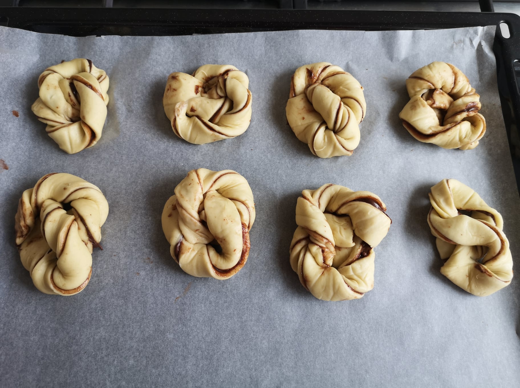 Desert Chocolate babka buns