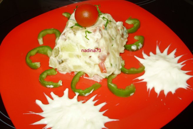 Salata de cartofi cu sos bechamel