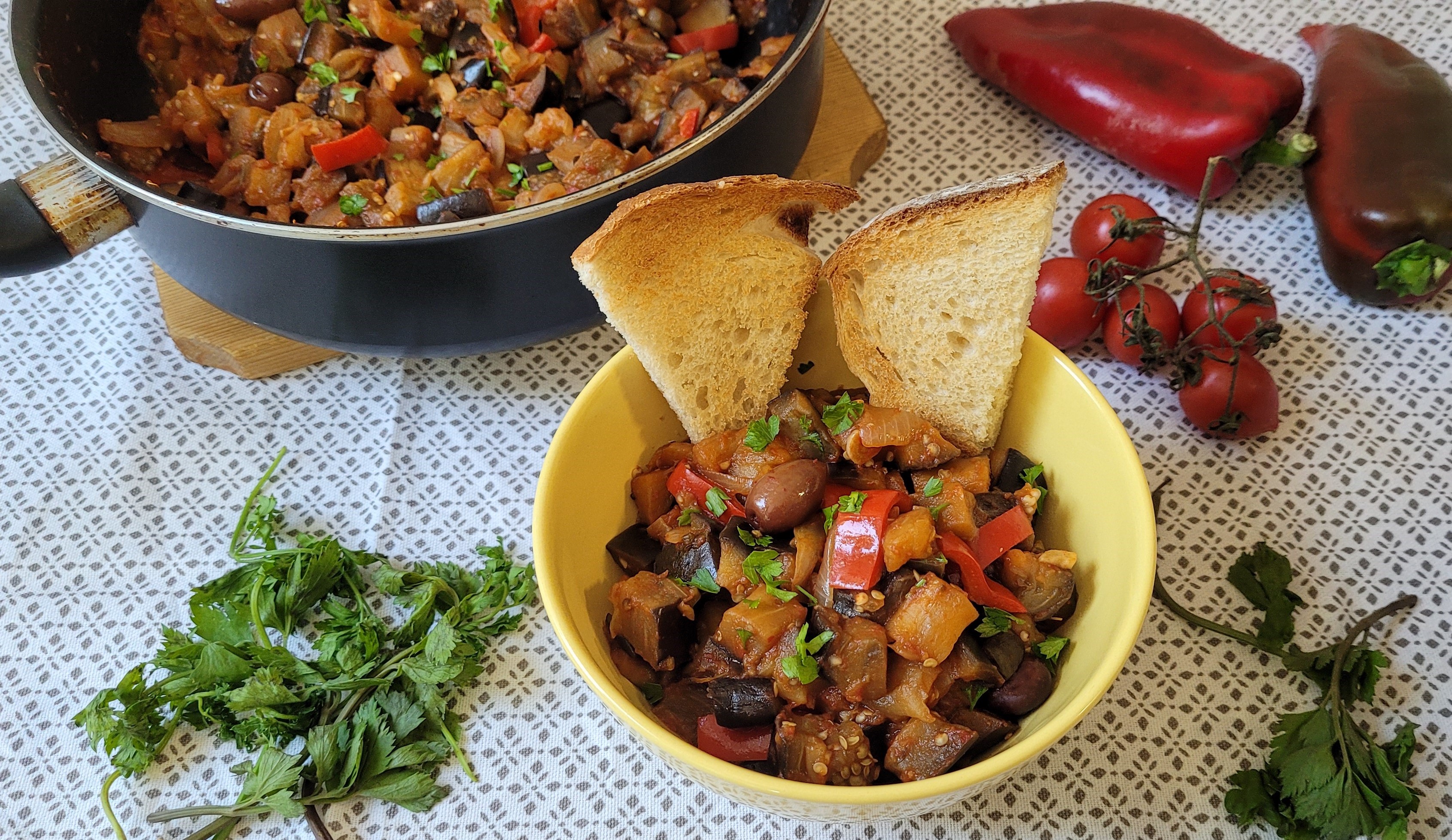 Caponata siciliana - Tocanita de vinete cu rosii si masline