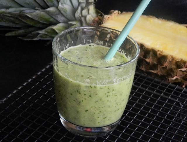 Smoothie de ananas cu spanac