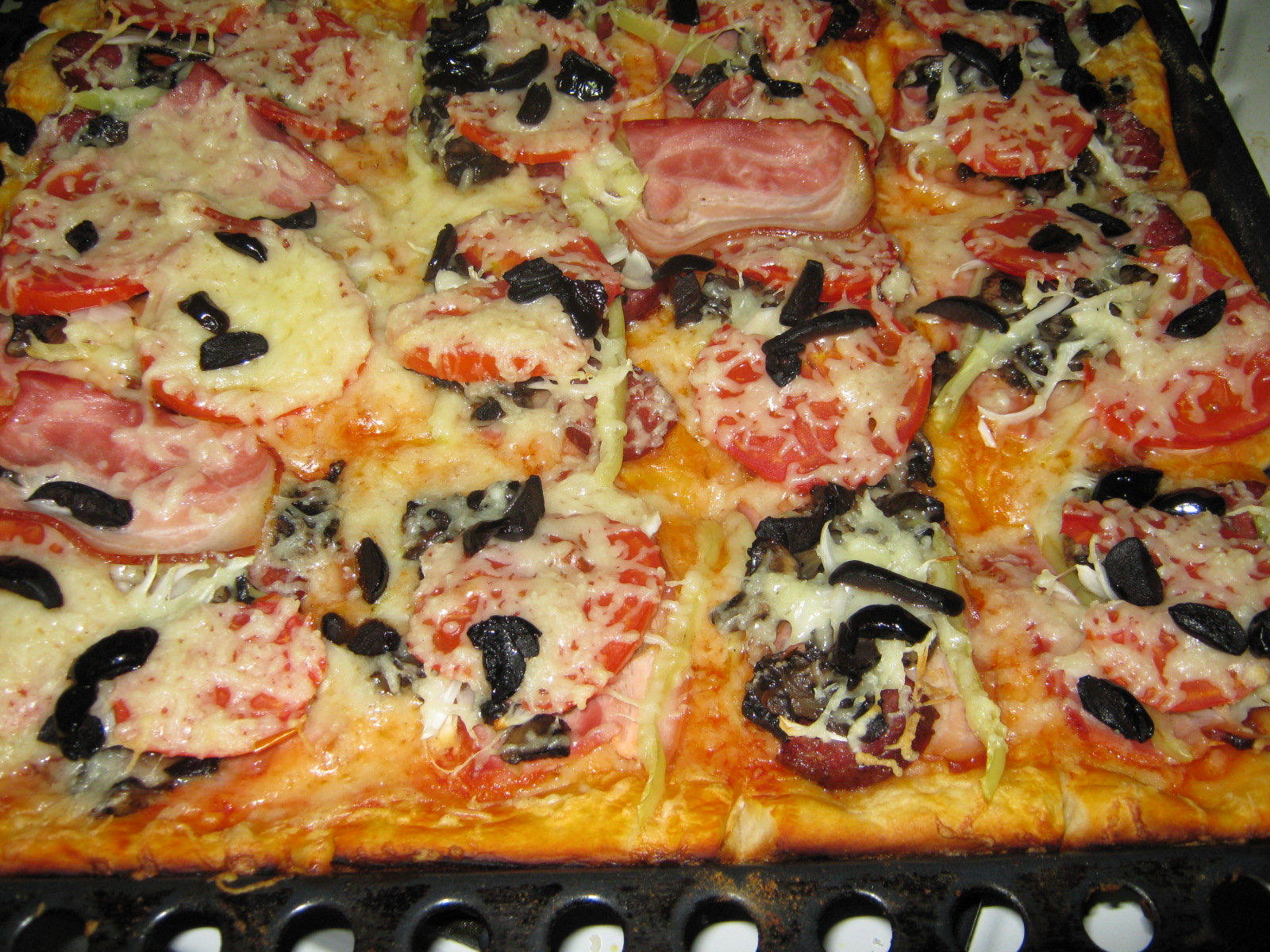 Pizza a la Grasu64